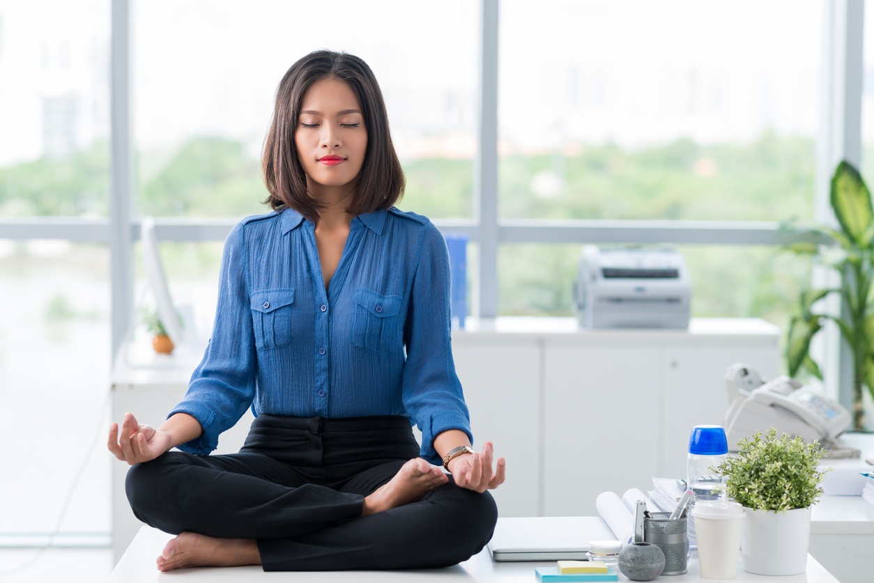 Sore From a Long Day at Work? Try These 13 Desk Yoga Poses to Fight  Stiffness